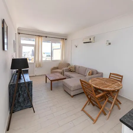 Apartament Refreshing House With Shared Terrace Near Sea In The Heart Of Bodrum Gumbet